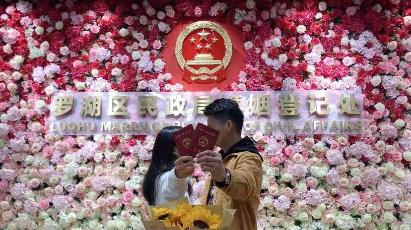 “520”扎堆登記結(jié)婚？每天過(guò)得像“520”更重要