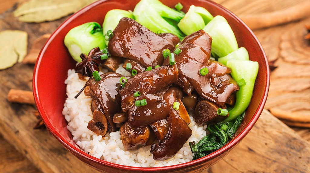 療愈心靈的，可能只是一份平凡的豬腳飯